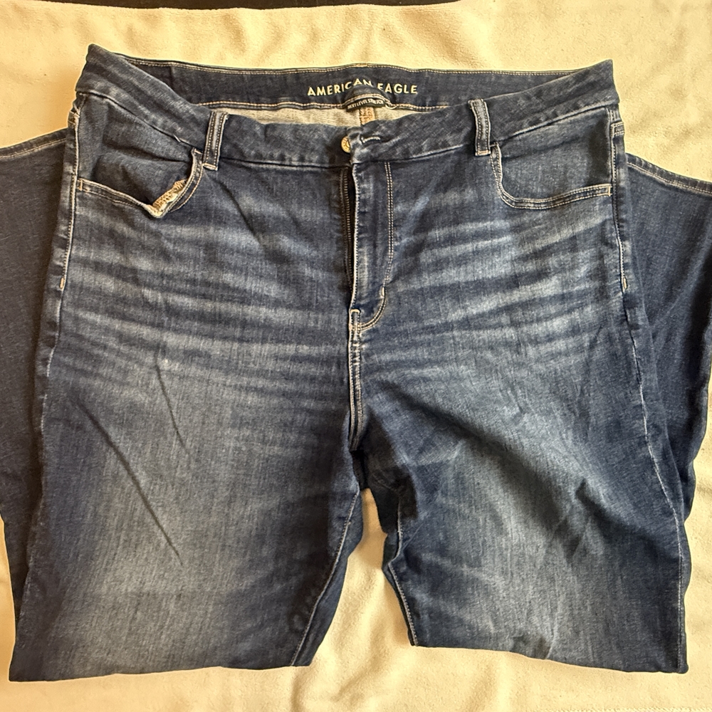 American Eagle Plus Size Women's Next Level Stretch Dark Wash Jeans